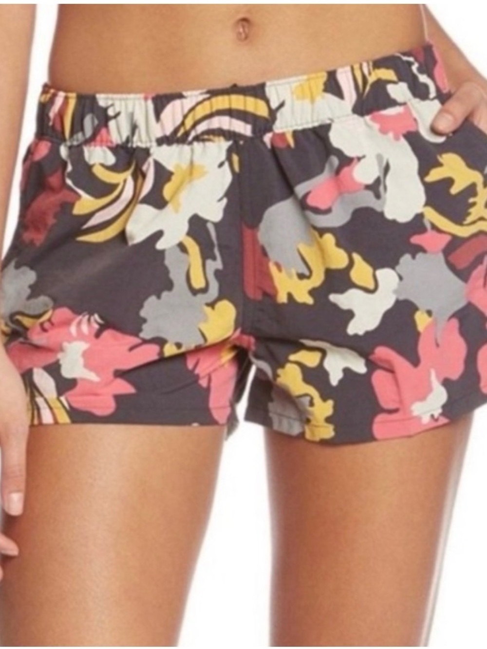 Patagonia Barely Baggies Shorts in Cloudbreak Ink Black floral pattern